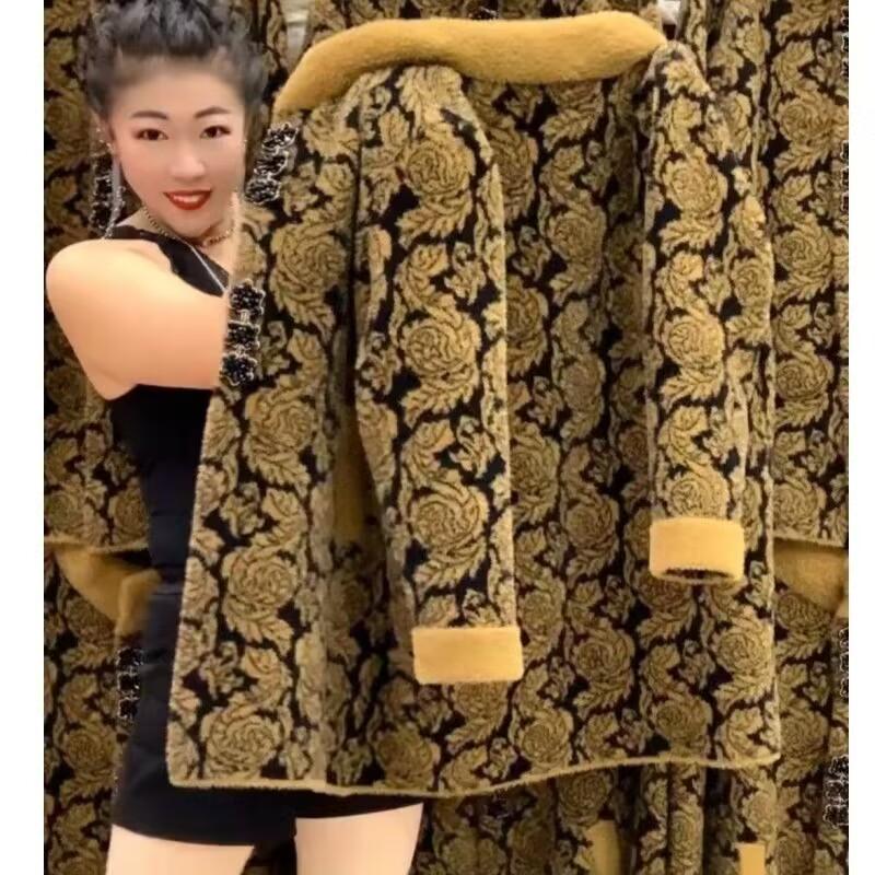 

Женский зимний утепленный топ средней длины большого размера, свободного кроя, с пуговицами, меховым воротником S