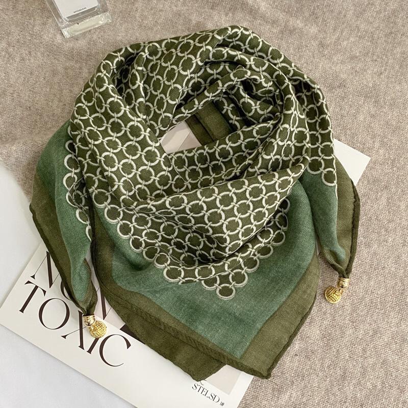 Windproof new warm magnetic buckle silk scarf women's scarf cold-proof autumn and winter versatile neck protection scarf scarf square scarf