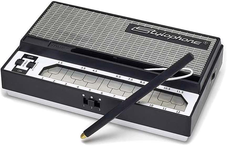 

ре:создание синтезатора Stylophone (ре:создание)