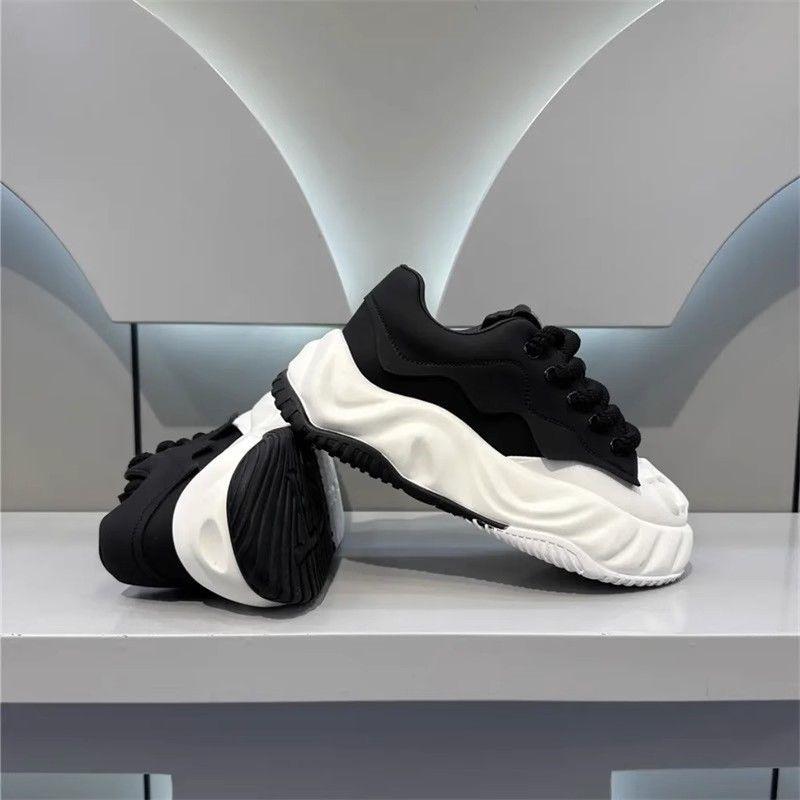 Men's Shoes Fashion Height Increasing Versatile Sports Shoes Men's Street Style Personalized Casual Thick Soled Board Shoes