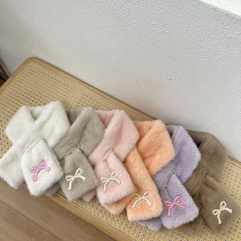 Children's Scarf Embroidered with Butterfly Knots Cute Little Girl Winter and Autumn Thick and Warm Neck Guard Scarf for Babies