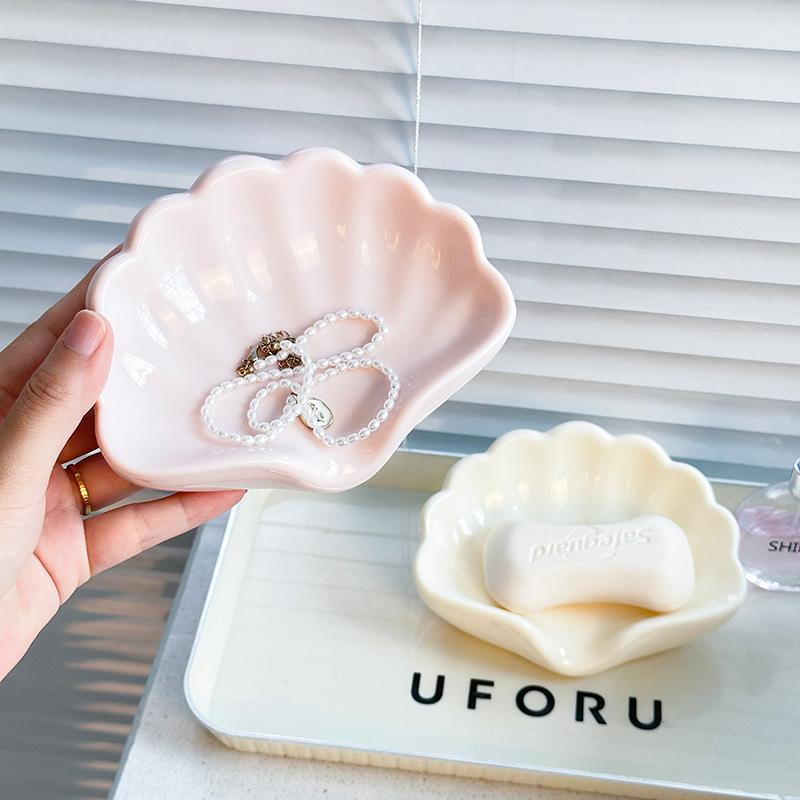 1PC Shell Shape Drain Soap Dish Holder Creative Home Soap Dishes Jewelry Boxes Storage Box Bathroom Accessories