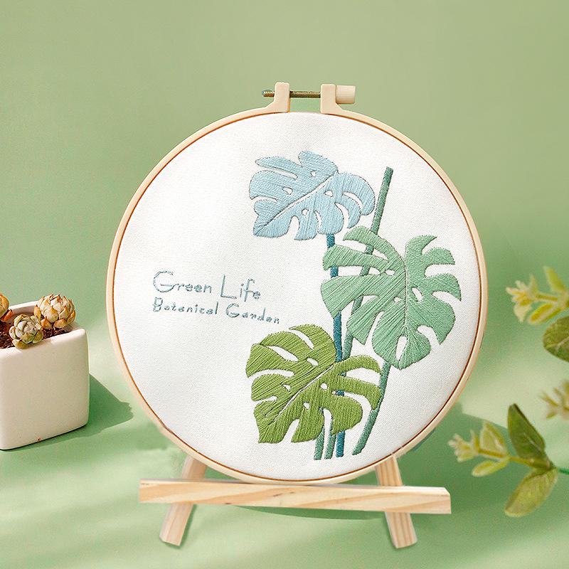 Beginner DIY Embroidery Kit: Su & Xiang Patterns Cross Stitch with French Techniques
