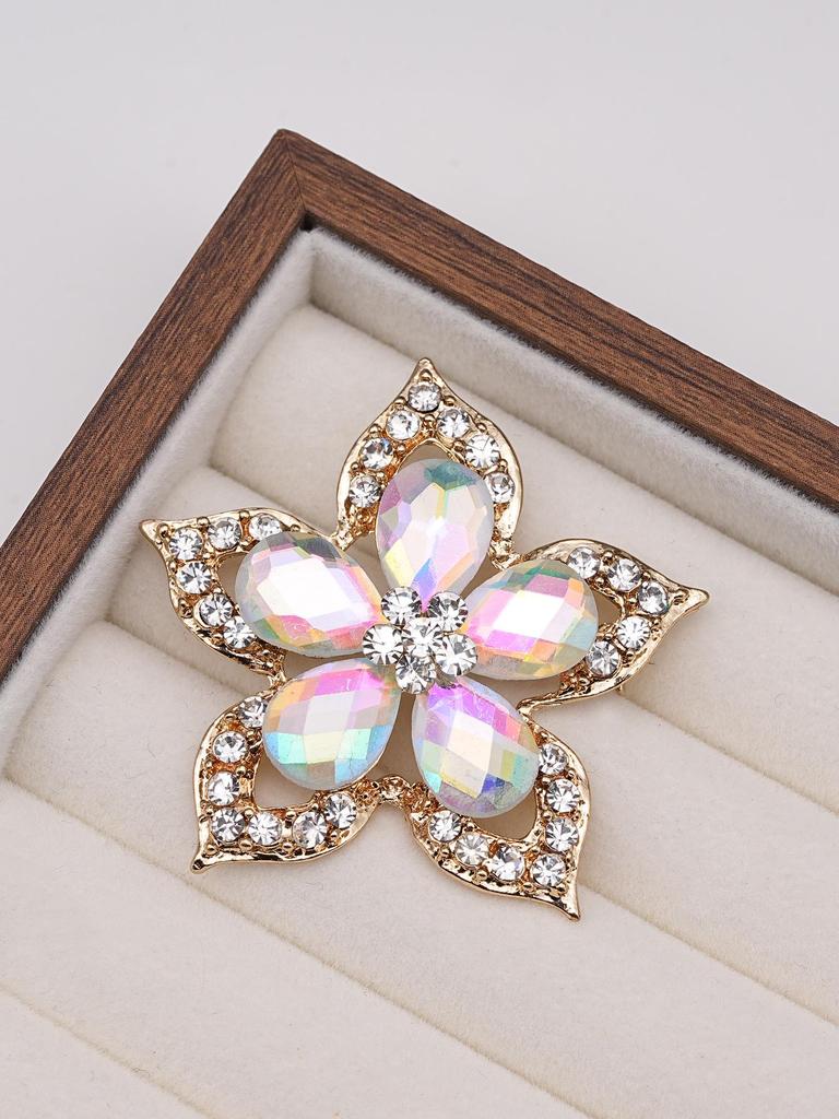 Crystal Flower Metal Brooch: Five-Petal Design for Handbags, Bouquets, and Clothing Accessories