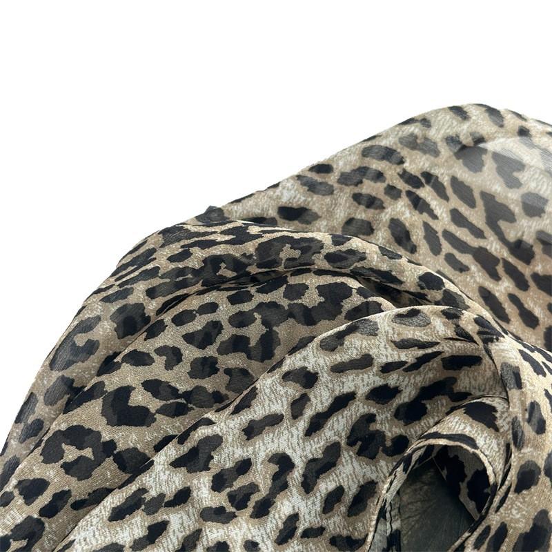 Korean Retro Thin and Narrow Stripe Leopard Print Silk Silk Scarf, Belt, Scarf Decorative Scarf, Women's Neck Ribbon, Neck Strap.