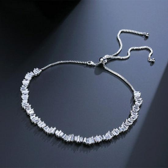 Emerald Pendant Zircon Necklace: Classic Vintage Jewelry with Full Diamond Look (X6590)