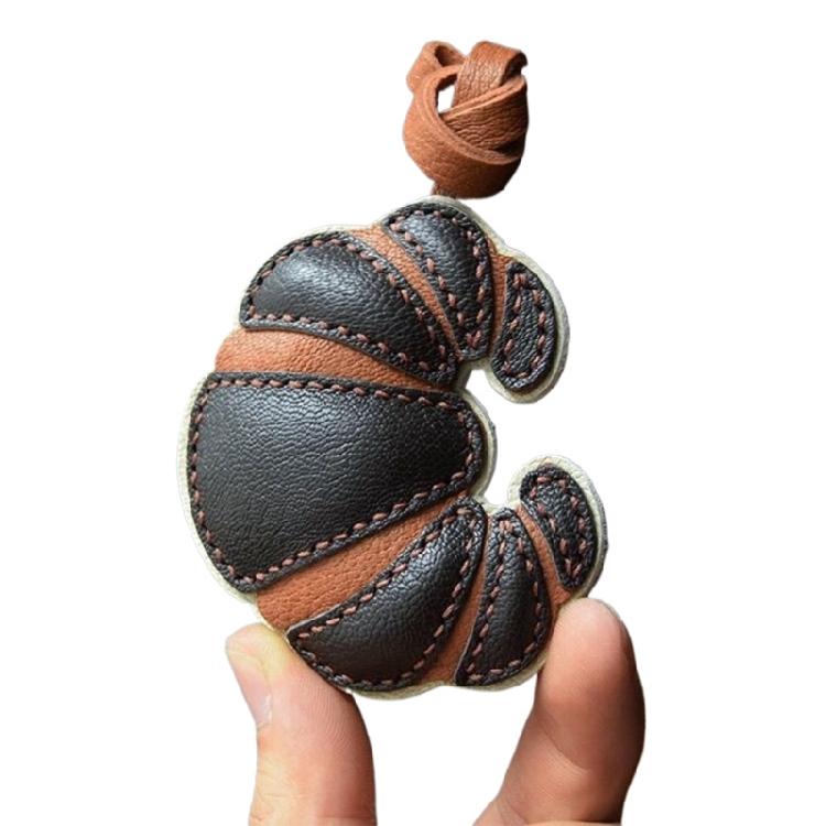 Sophisticated Leather Croissant Keychain Accessory Realistic Food Themed Keyring Handmade Key Chain Charm for Women