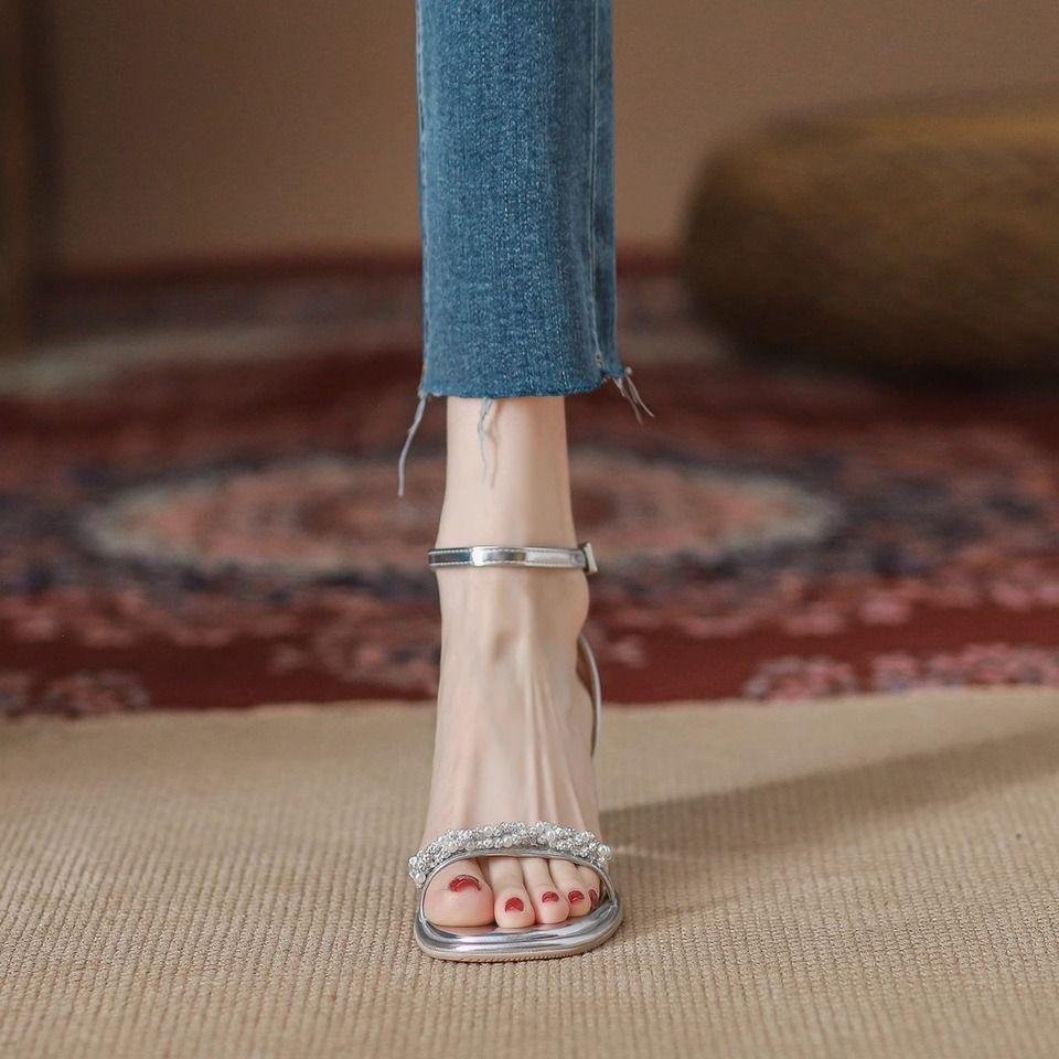 One-word Sandals Women's Summer 2025 New Crystal Thick Heel Medium Heel with Skirt Temperament Silver High Heels