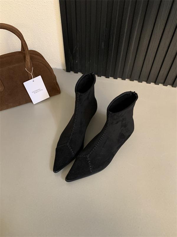 2025 autumn and winter retro short boots thin boots design sense niche thin heel high heel boots French women's boots