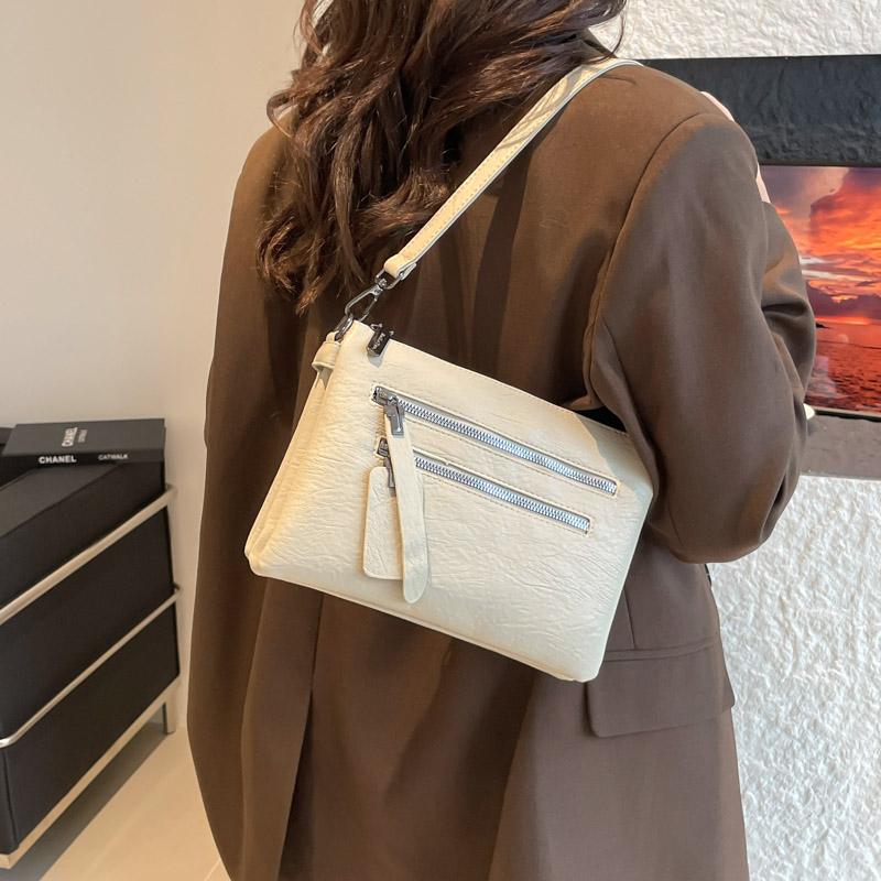 Women's Shoulder Bag Multi-Layer Crossbody Bag Soft Leather Mobile Phone Bag
