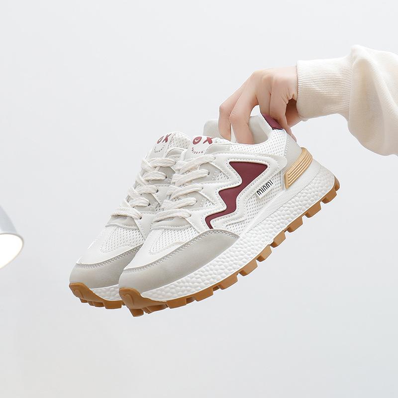 Kleine weiße Schuhe Studentin 2024 Herbst neu Koreanische Version ins Sport- und Freizeitschuhe vielseitige Board-Schuhe Low-Top J6117