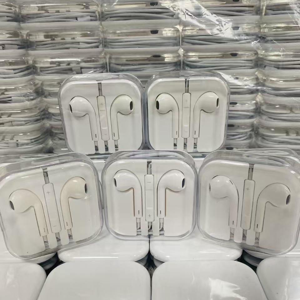 3.5mm Direct Plug-In Wired In-Ear Earphones with Crystal Box for Apple, Huawei, Android, Type-C