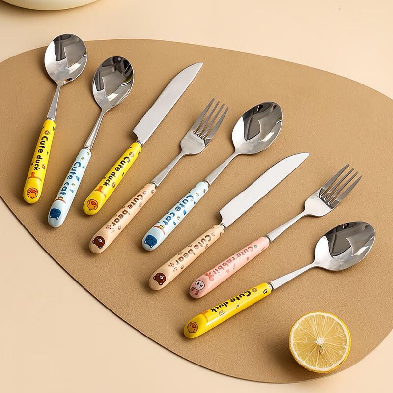 

Zhi Nian Hua Cartoon Ceramic Handle Cutlery Set