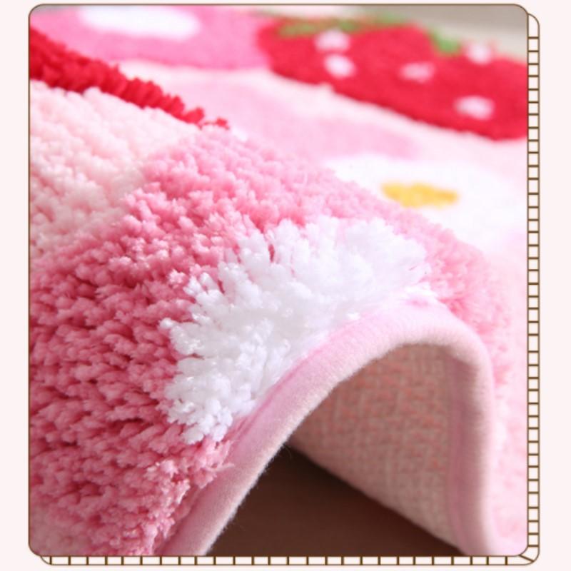 Inyahome Inside Plush Floor Mats Strawberry Bath Mats Rugs Decor Funny Tufted Microfiber Bath Rug Super Cozy Quick Dry Floor Mat