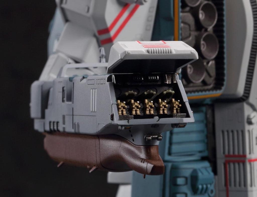 Hasegawa Macross Series Macross Ship Assault Type Prometheus Daedalus Scale Plastic Model Kit 65841 SDF-1 w/ & 1/4000