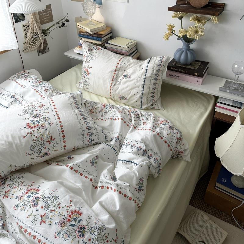 French Style Retro Printed Bedding Rural Style Duvet Cover Solid Color Dust-proof and Easy To Clean Mattress Protective Covers Envelope Pillowcase