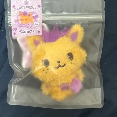(Unopened) Shion Wisidor