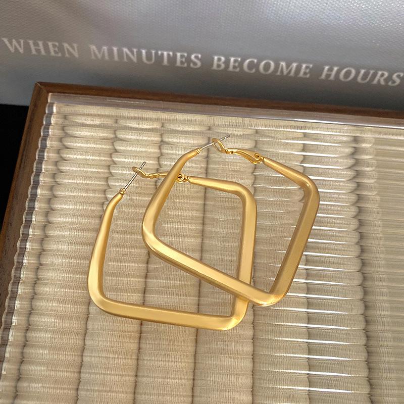 2026 Fashion Gold Color Big Square Hoop Earrings For Women Exaggerated Metal Geometric Irregular Circle Earrings Jewelry