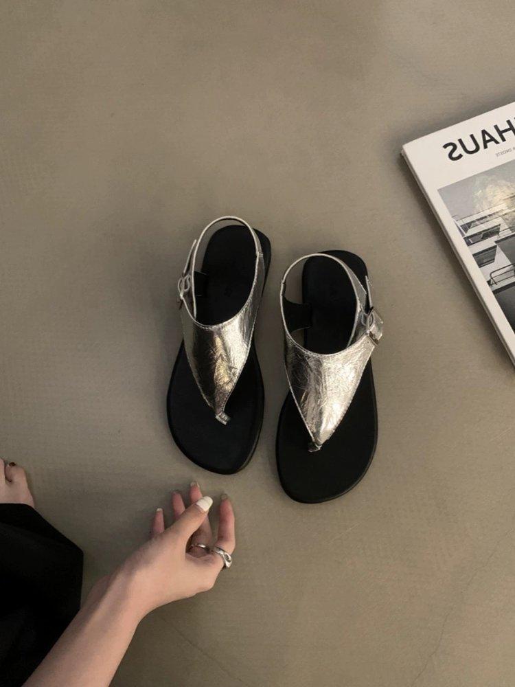 Fairy toe sandals girl 2025 summer new fashion casual flat toe buckle with cool slippers