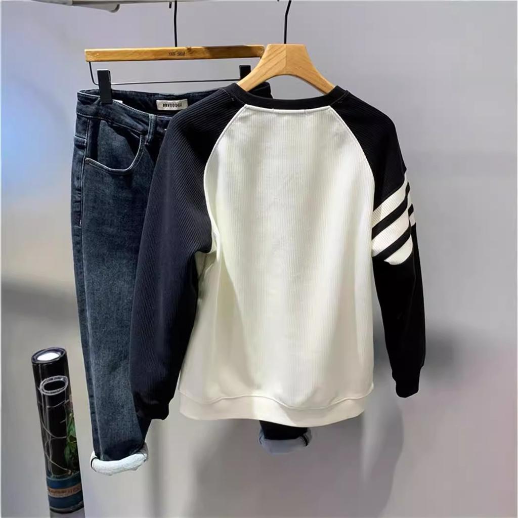 Jesienny Kontrastowy Sweter Pulower Męski Koreańska Wersja Jokera Casualowy Pasiasty Dla Pary Okrągły Dekolt Długi Rękaw