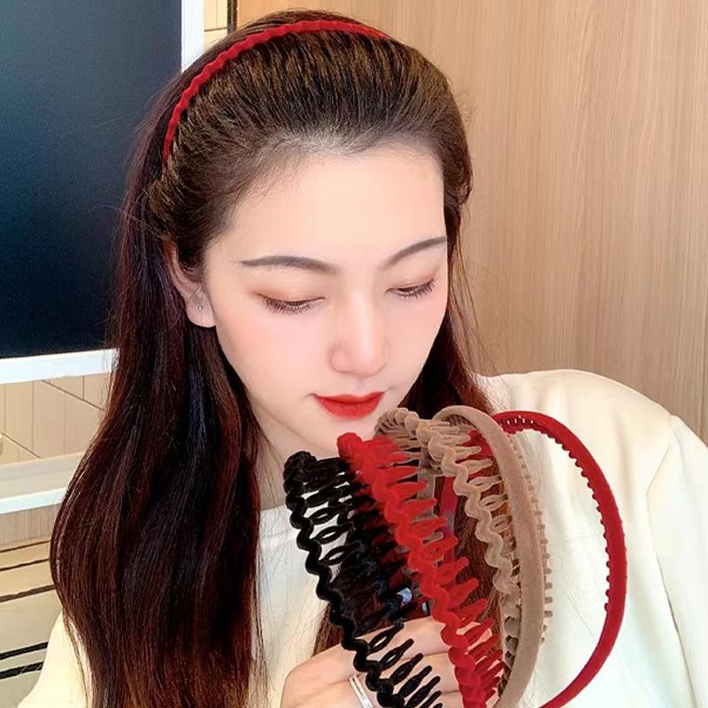 Simple Flocking Hair Band Women's Autumn And Winter Velvet Pressed Shampoo Headband Toothed Anti Slip Hairpins Headwear