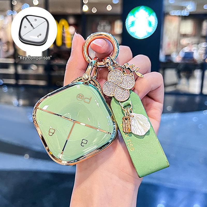 Cloud Yueye Wuling Key Case for KiWiev and Bingguo Models - Women's Key Shell with Buckle