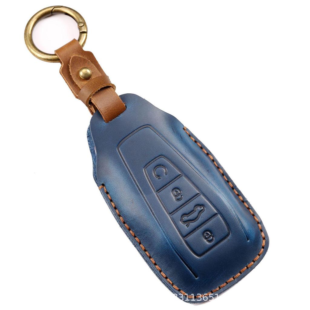Genuine Leather Car Key Cover for Geely Models - Handmade Protection.
