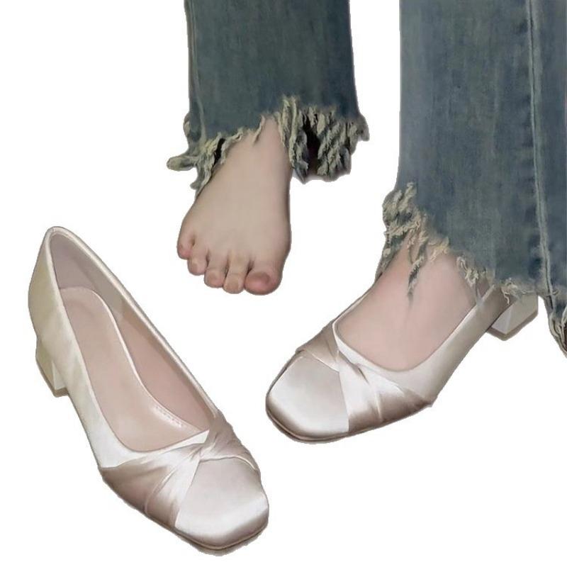 Doudou Shoes Women's Middle Heel Spring New Versatile Shallow Mouth Bridesmaid Gentle Four-season Single Shoes