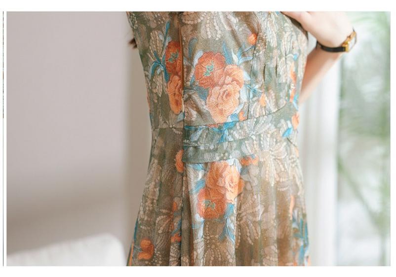 Mom's 40s-50s Summer Floral Chiffon Dress: Elegant, Elastic, New 2026 Style for Middle-Aged & Elderly Women