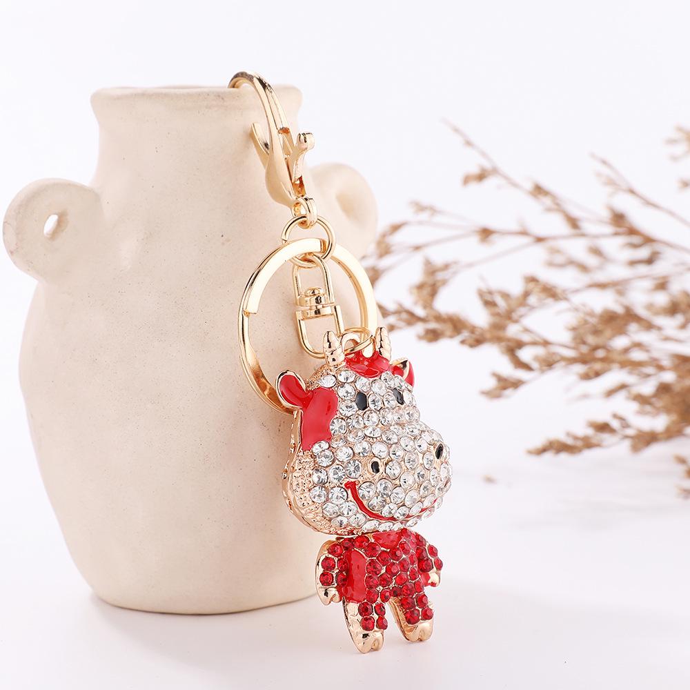 Metal Ox Zodiac Keychain: Cute Rhinestone Bull Bag Charm Pendant