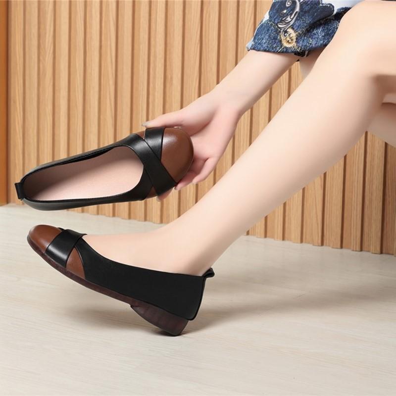 Fashion AIYUQI Mom Shoes Anti-slip 2025 Autumn New Genuine Leather Ladies' Shoes Large Size One-legged Shoe Women