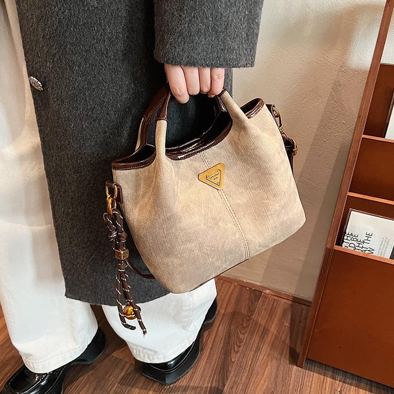 

Сумка-тоут Senna streamer женская 2024 новая сумочка для通勤, на плечо, сумка-мессенджер, фабричная, цельная 23*11*19 хаки