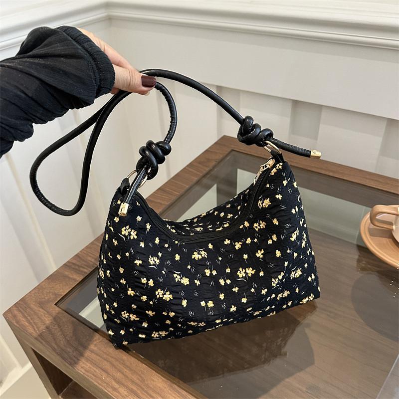 Stylish And Versatile Korean Floral Canvas Tote Bag For Women Ideal For Daily Use