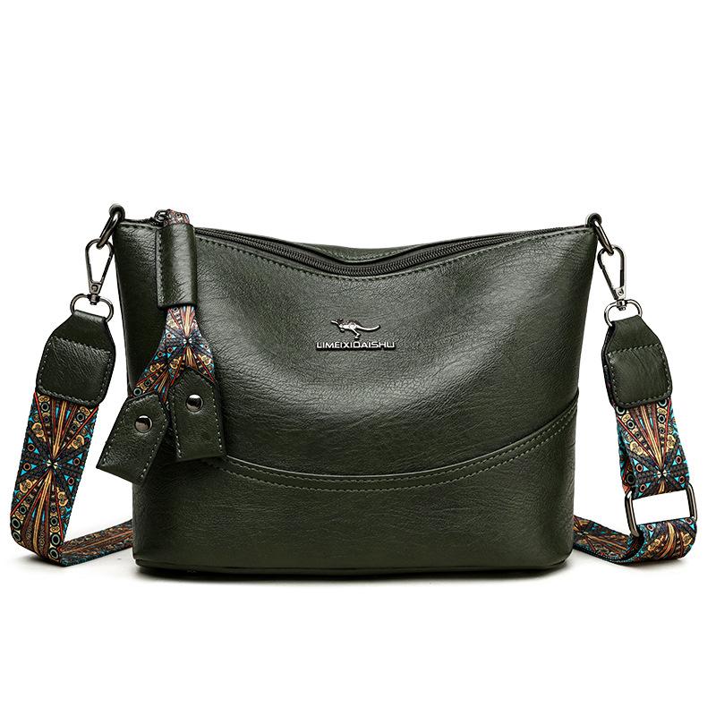 Soft and high-quality texture mother bag hand bag 2025 new versatile middle-aged women wide shoulder strap single shoulder messenger bag