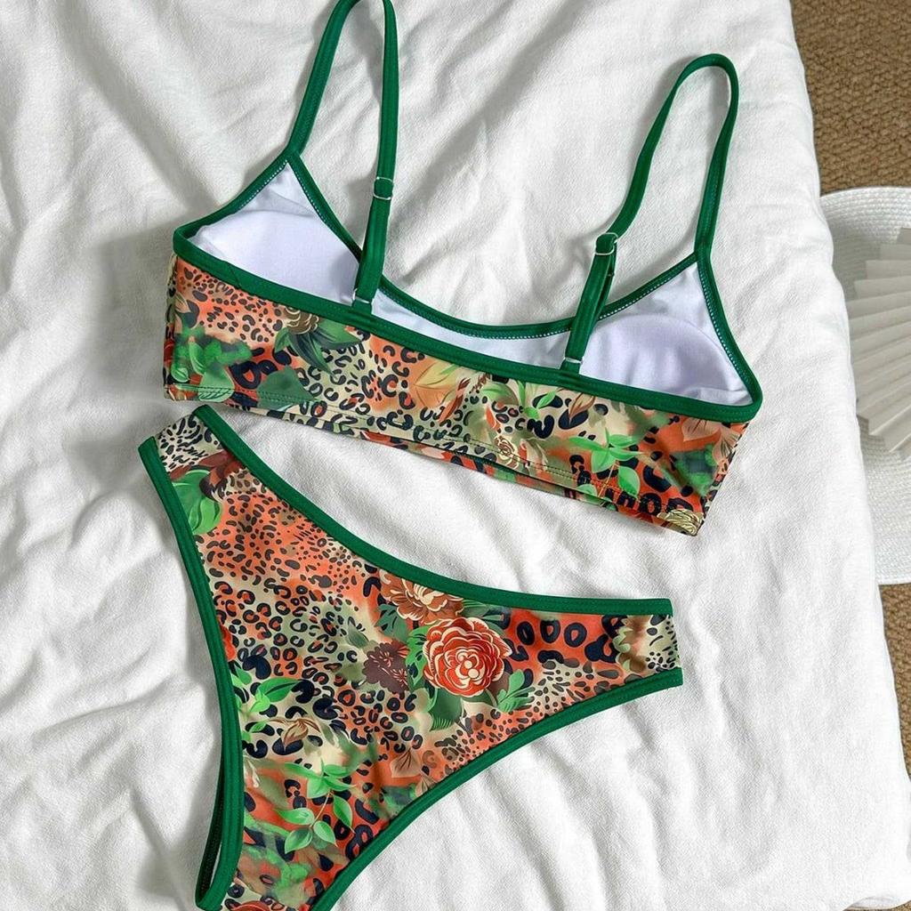 1011 European and American Leopard Print Flower Print Suspenders Gather Sexy Island Babes Vacation Split Bikini Women
