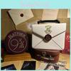 Sac à bandoulière élégant en PU blanc style enveloppe, inspiré de Poudlard et du thème Harry Potter, pour un usage quotidien tendance