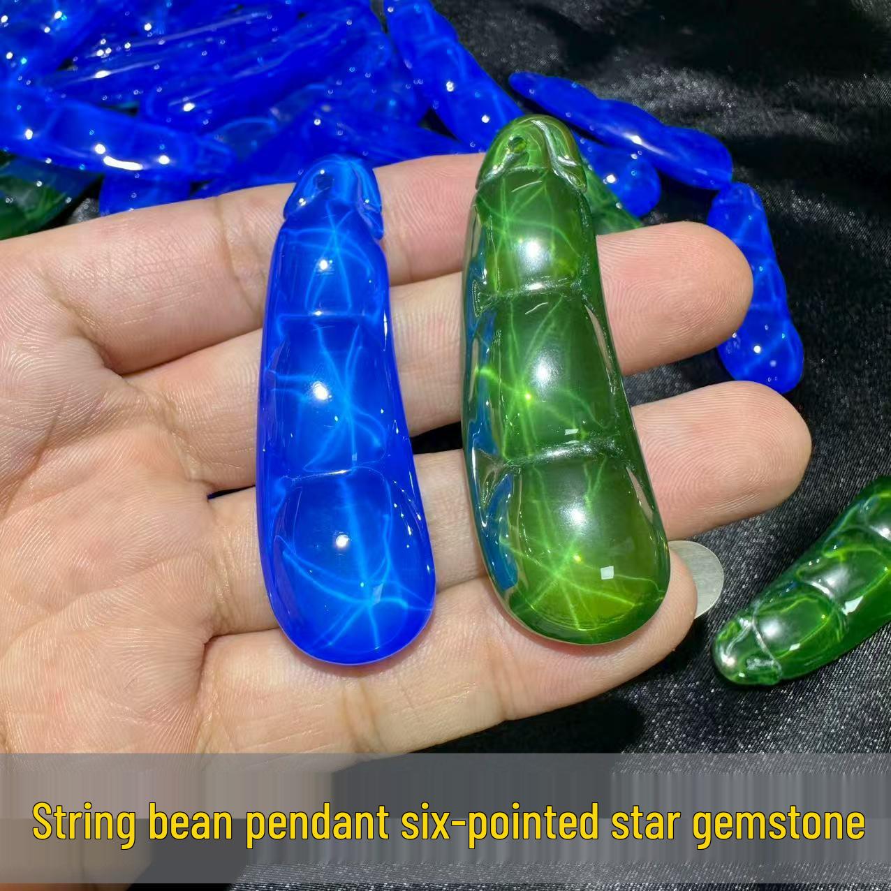 

Edamame Starlight Sapphire Necklace Pendant - Fashionable Sweater Accessory 18x60mm зелений