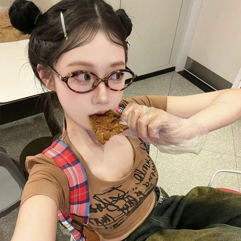Retro Korean Style Oval Myopia Glasses Frame for Women – Small Nerd Glasses for Live Streaming