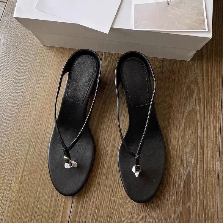 

Sheepskin version ~ French niche wedge clip-toe herringbone sandals women s 2025 summer new platform heeled sandals 40 чёрный