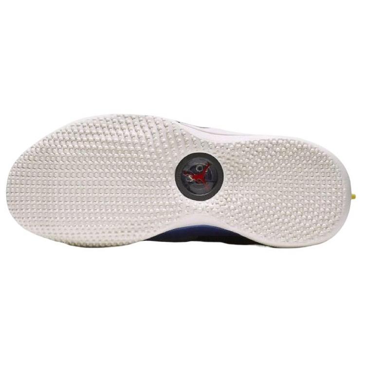 Jordan Air Jordan 33 Tech Pack Black Red Cushioning Mid Top Performance Basketball Shoes Black Red Teenagers AQ9244-001