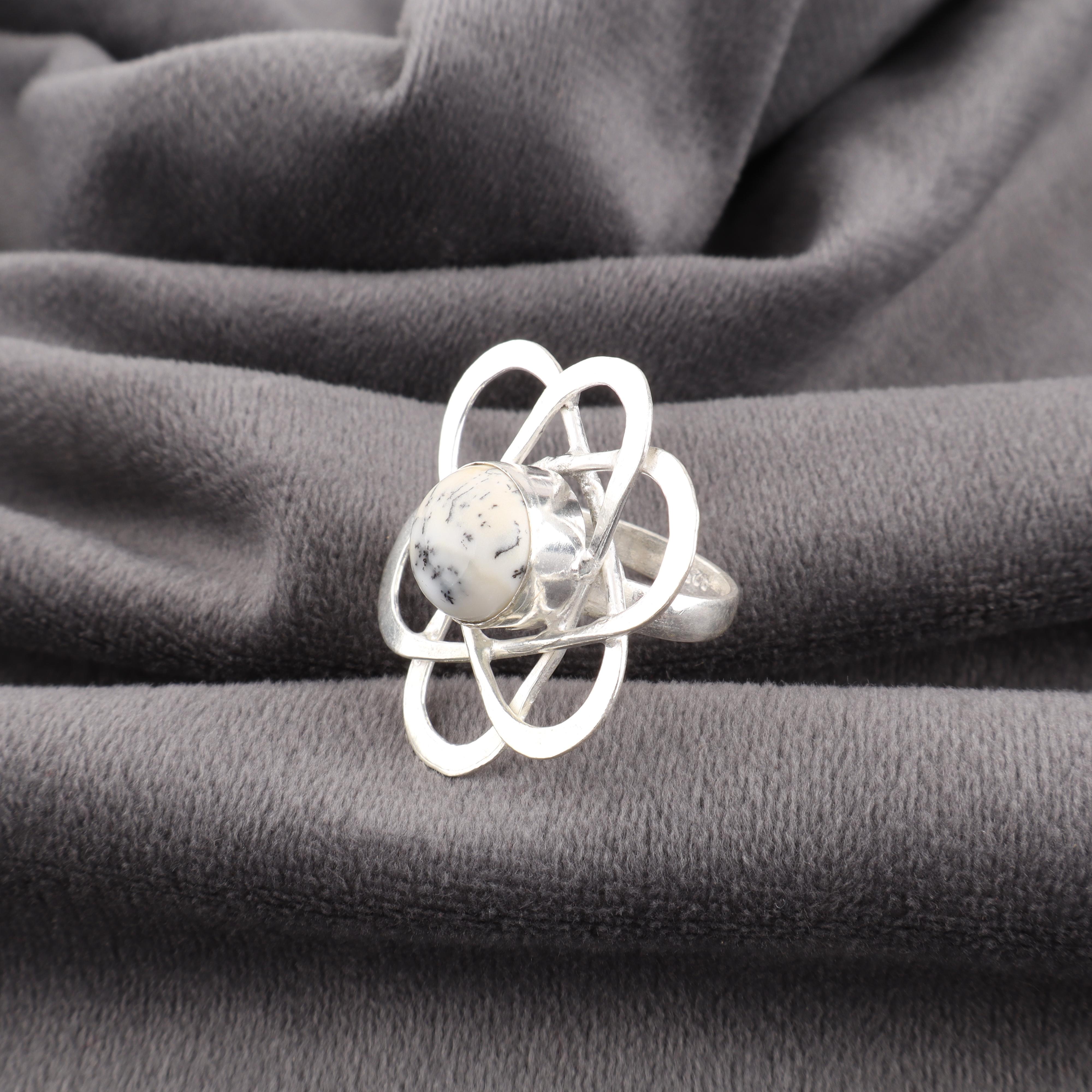 

Кольцо с дендритовым опалом, Ювелирное изделие с драгоценным камнем, Кольцо из стерлингового серебра 925 пробы, Ювелирное изделие ручной работы, Кольцо с камнем-талисманом, Подарок для нее 12 белый