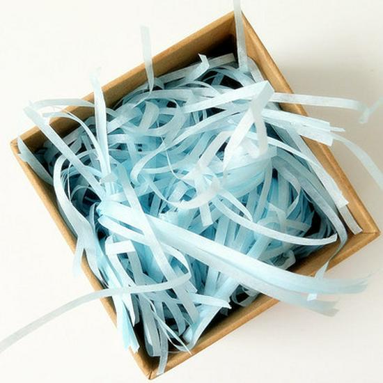 In-Stock Raffia Grass and Silk Shredded Paper for Decoration & Gift Box Filler