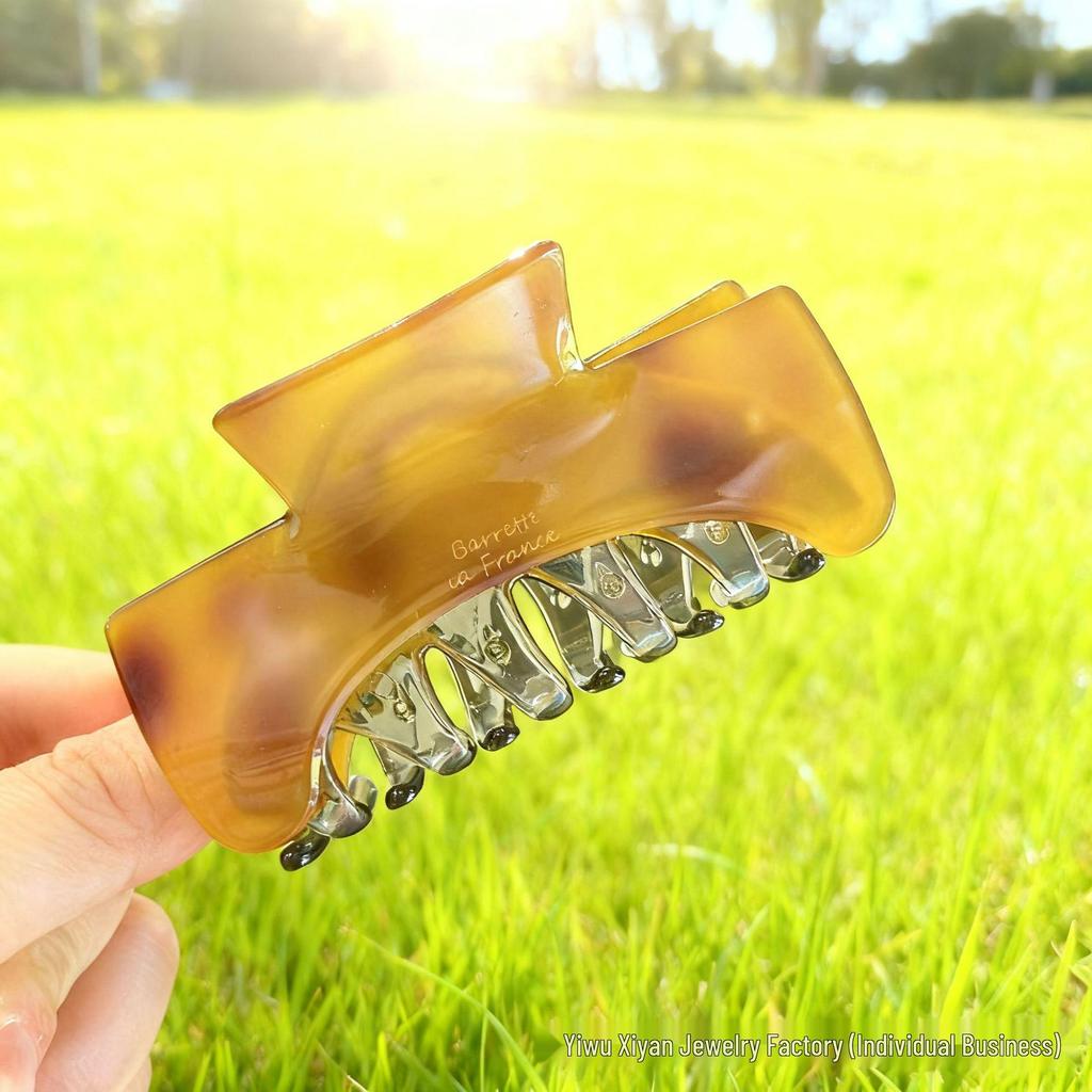 Korean Elegant Autumn/Winter Acetate Shark Claw Hair Clip for Updos