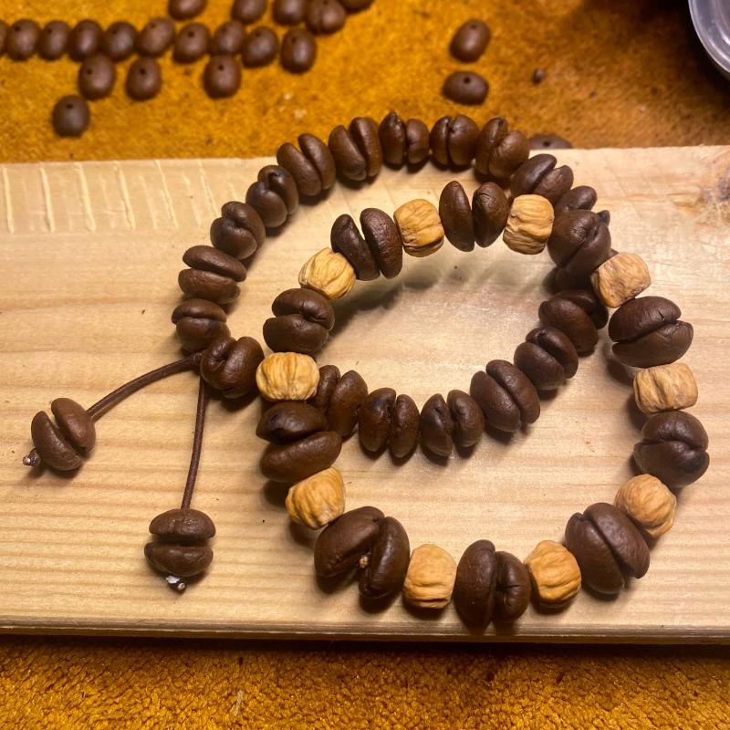 Handmade Natural Coffee Bean Bracelet Elastic Coconut Chip Wood Chip Hand Decoration Bracelet