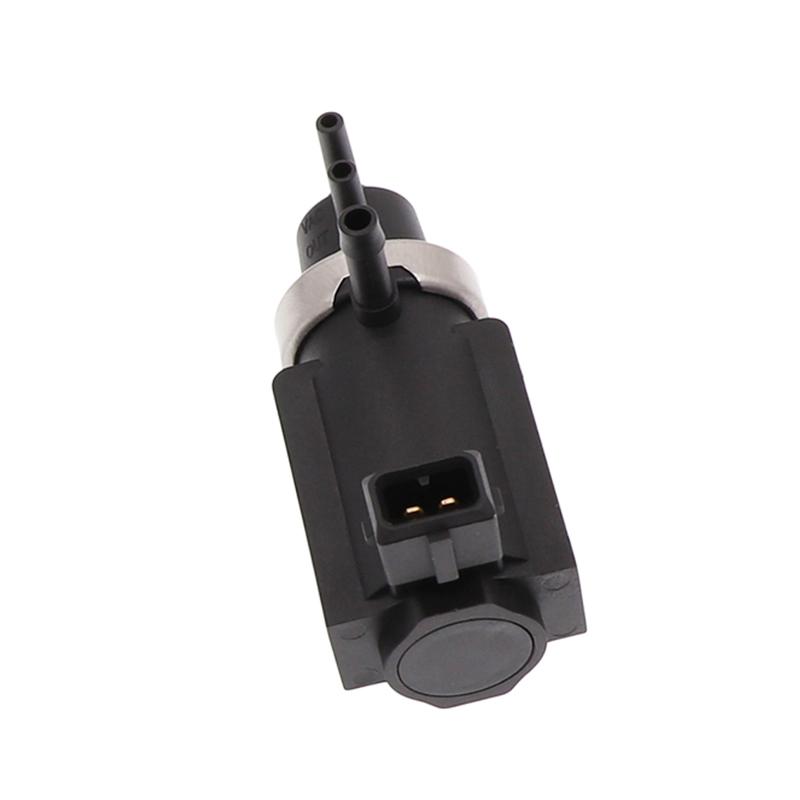 14956EB70B Elektromagnetyczny Turbo Boost dla Nissan Navara D40 Pathfinder R51 2.5 14956-EB70B 14956-EB300 14956EB70A 14956EB300