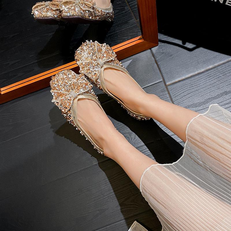 

Модные золотые серебряные блестящие туфли на плоской подошве женские блестящие с бантом мокасины с мелким вырезом туфли-лодочки с пайетками женские лоферы на высокой подошве 35 золотой