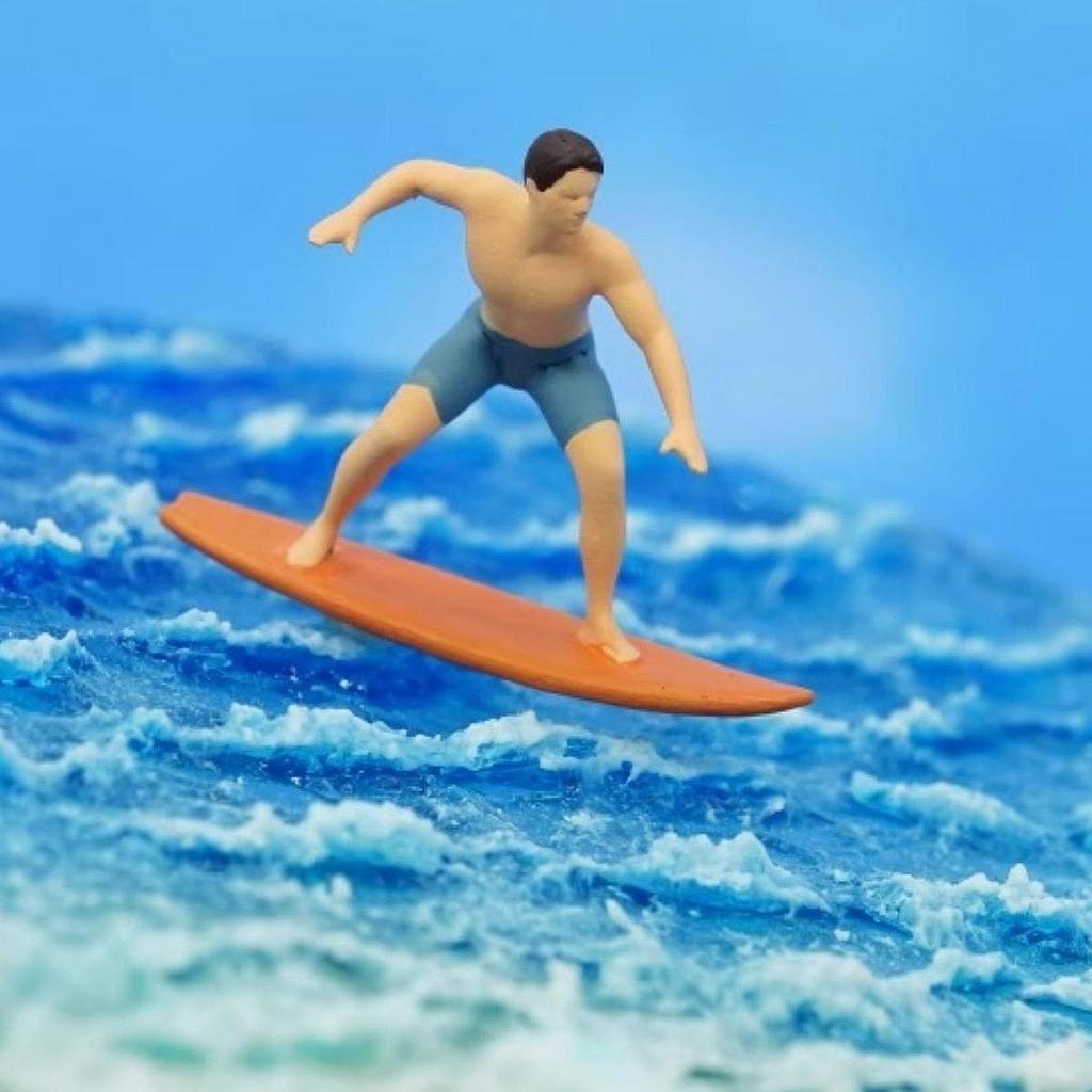 1/64 Miniature Surfing Figure Scene Figurine Decorative Painted Sports Theme Collectibles