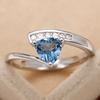 1 Stück Modischer Gedrehter Arm Synthetischer Zirkon Ring Romantischer Leichter Luxus Stil Ring