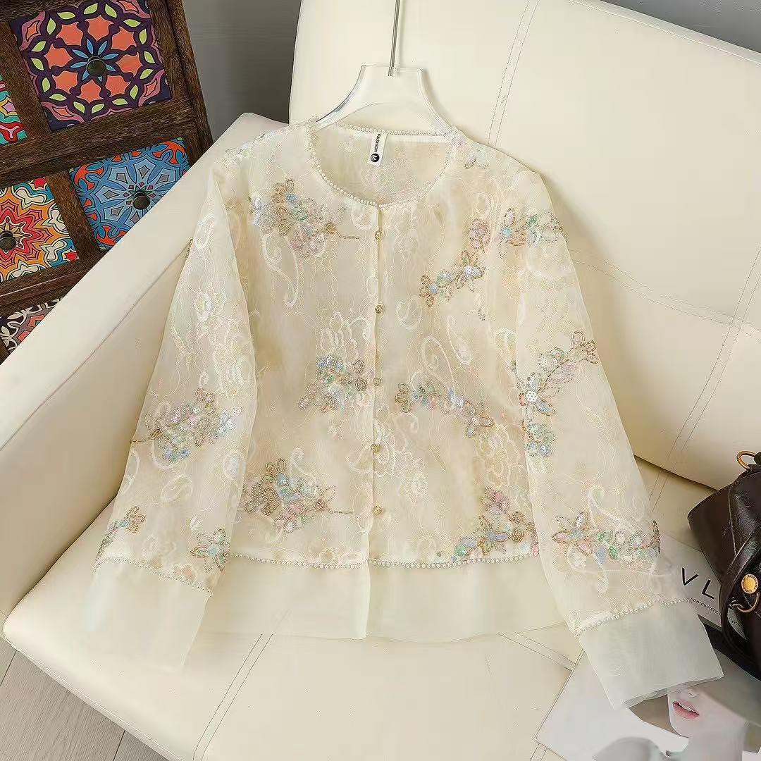 

Spring 2026 Women s Chinese Style Beaded Jacket – Elegant & High-End Fashion L брудно-білий