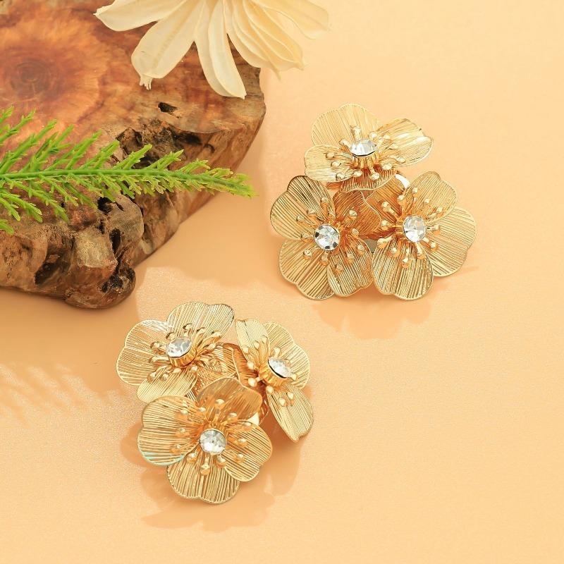 European and American New Fashion Flower Shape White Zircon Inlaid Luxury High-end Women's Earrings